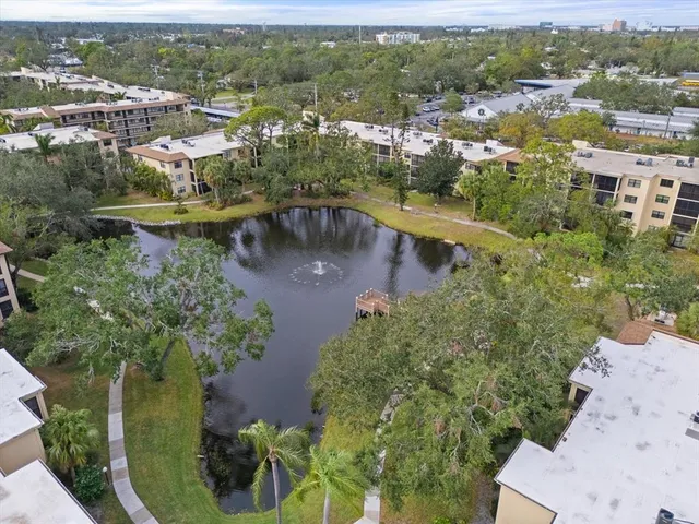 $185,000 | 305 30th Avenue West, Unit A208, Bradenton, FL 34205