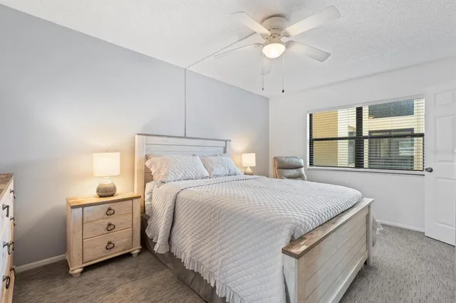 $185,000 | 305 30th Avenue West, Unit A208, Bradenton, FL 34205