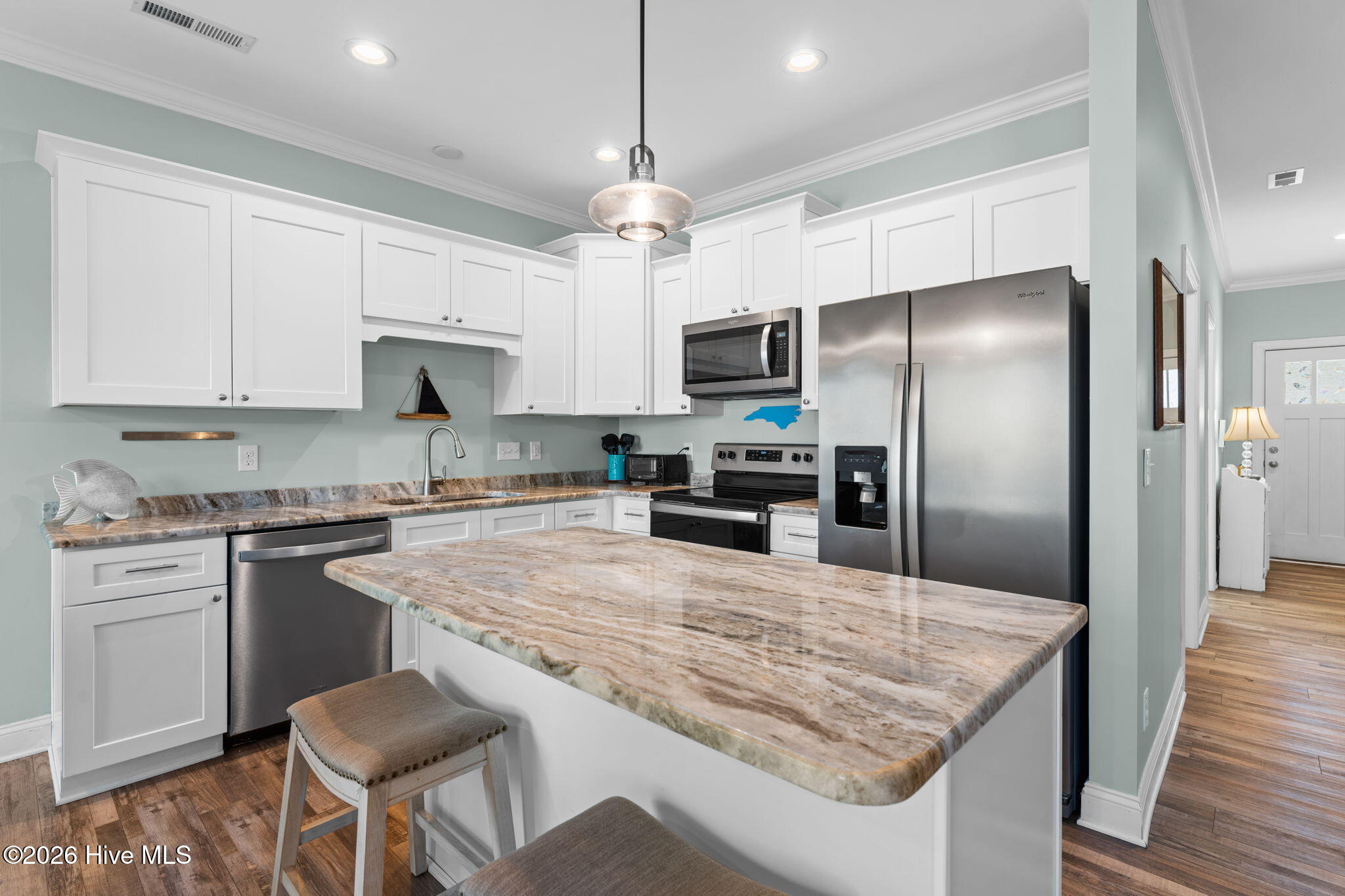 514 West St George Street Southport, NC 28461 - Photo 5 of 51 shniderproductions.com-29