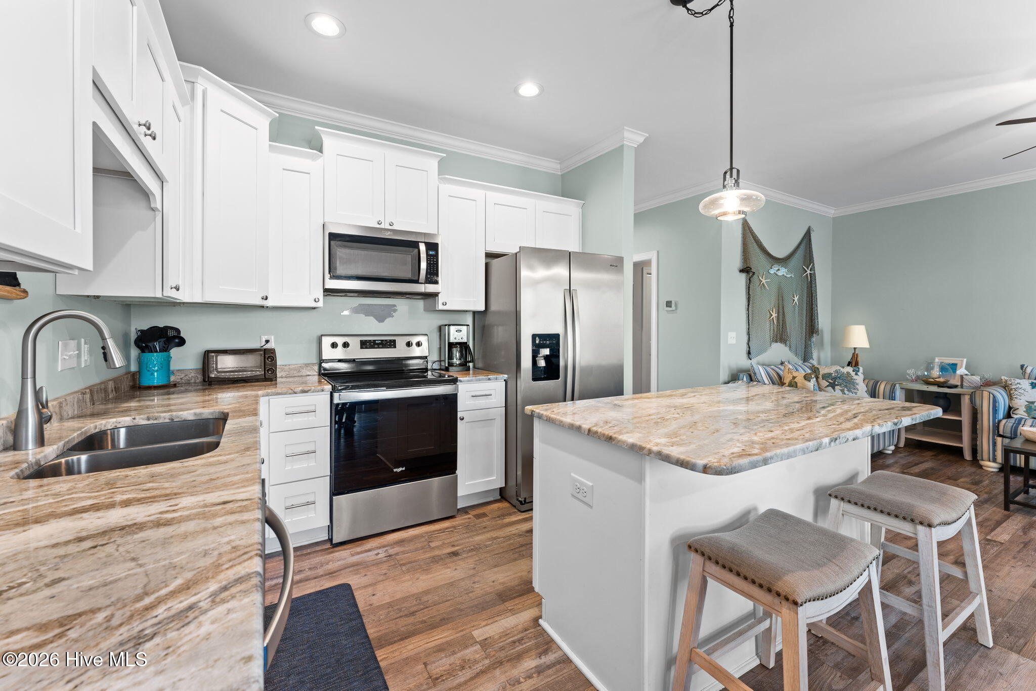 514 West St George Street Southport, NC 28461 - Photo 9 of 51 shniderproductions.com-30