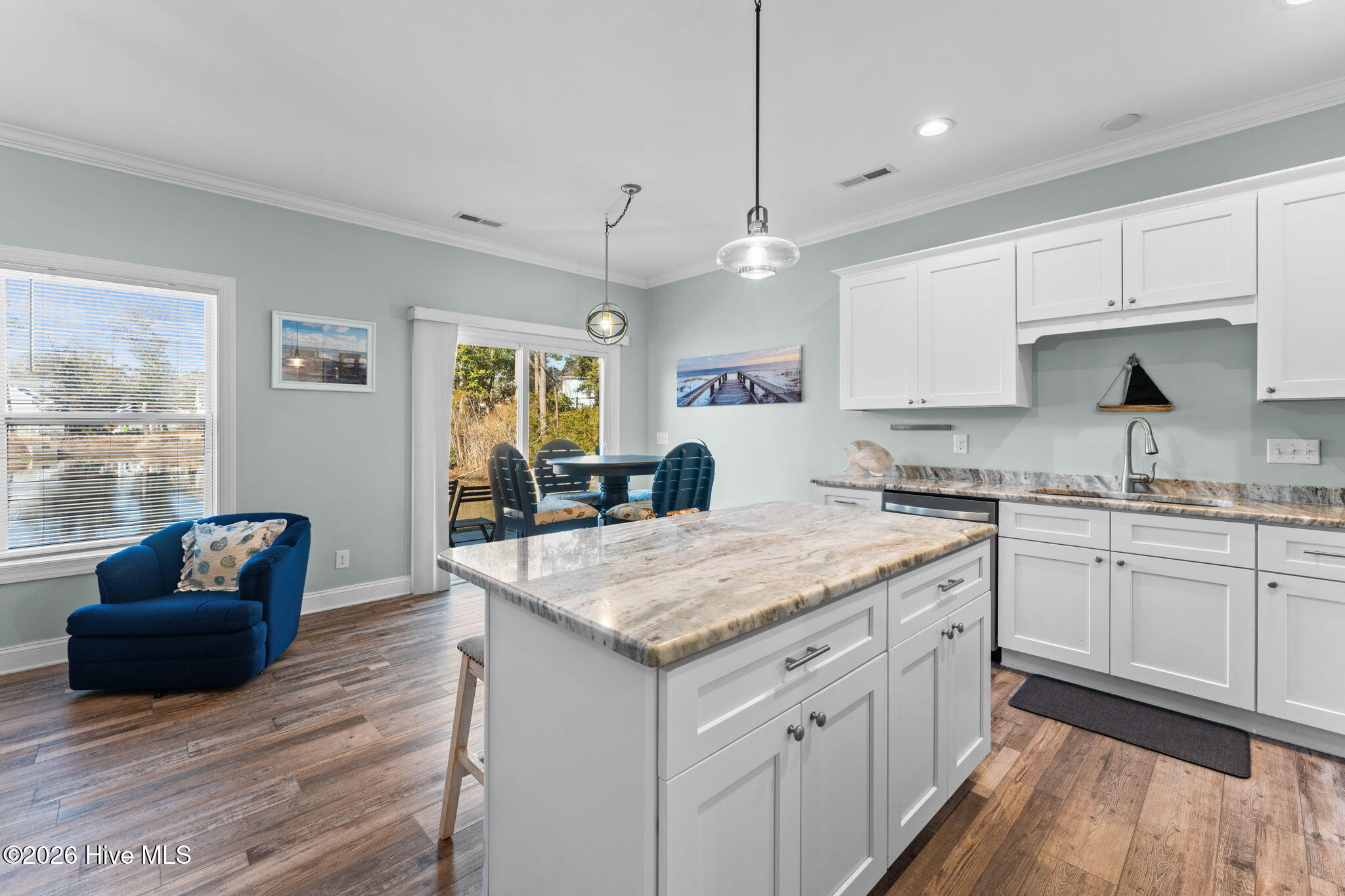 514 West St George Street Southport, NC 28461 - Photo 10 of 51 shniderproductions.com-28