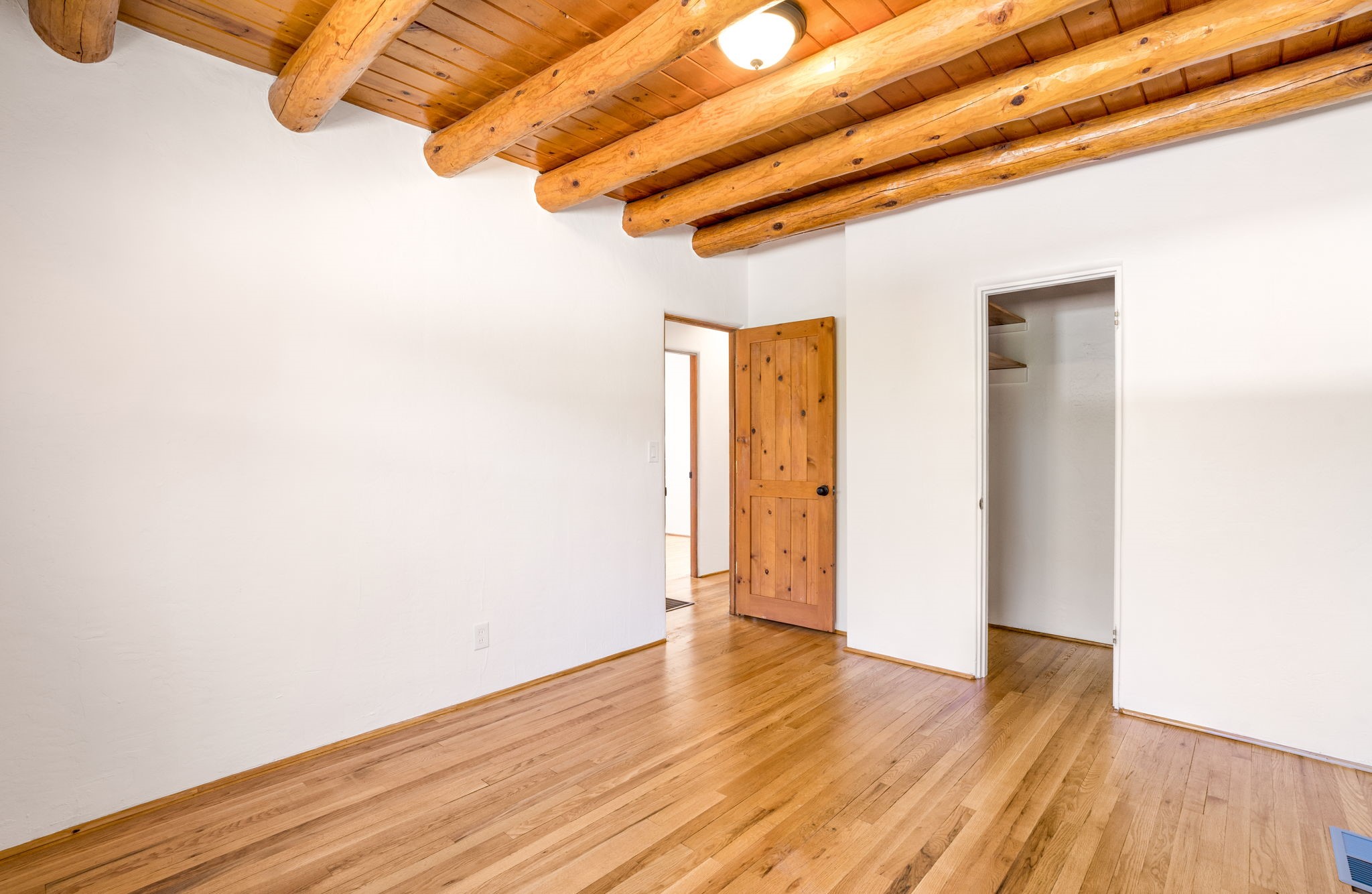 1823 Otowi Road Santa Fe, NM 87505 - Photo 15 of 41 Gallery Image 15