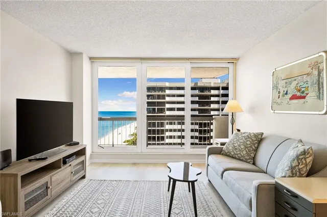 $12,500 | 4001 Gulf Shore Boulevard North, Unit 1106, Naples, FL 34103