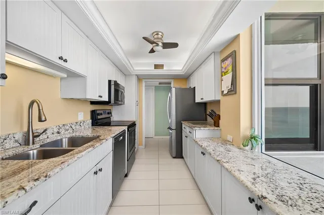 $12,500 | 4001 Gulf Shore Boulevard North, Unit 1106, Naples, FL 34103