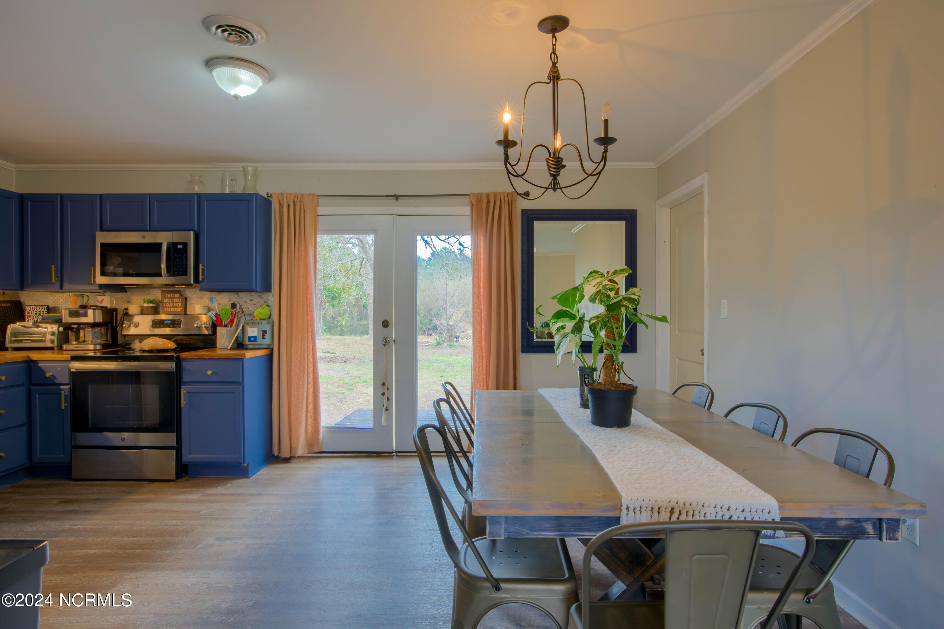 110 Riegel Drive Hubert, NC 28539 - Photo 13 of 27 Dining Room