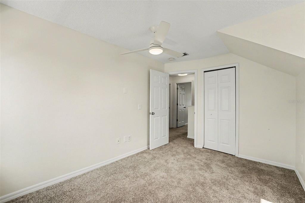 5865 Meadowpark Place Lithia, FL 33547 - Photo 18 of 27