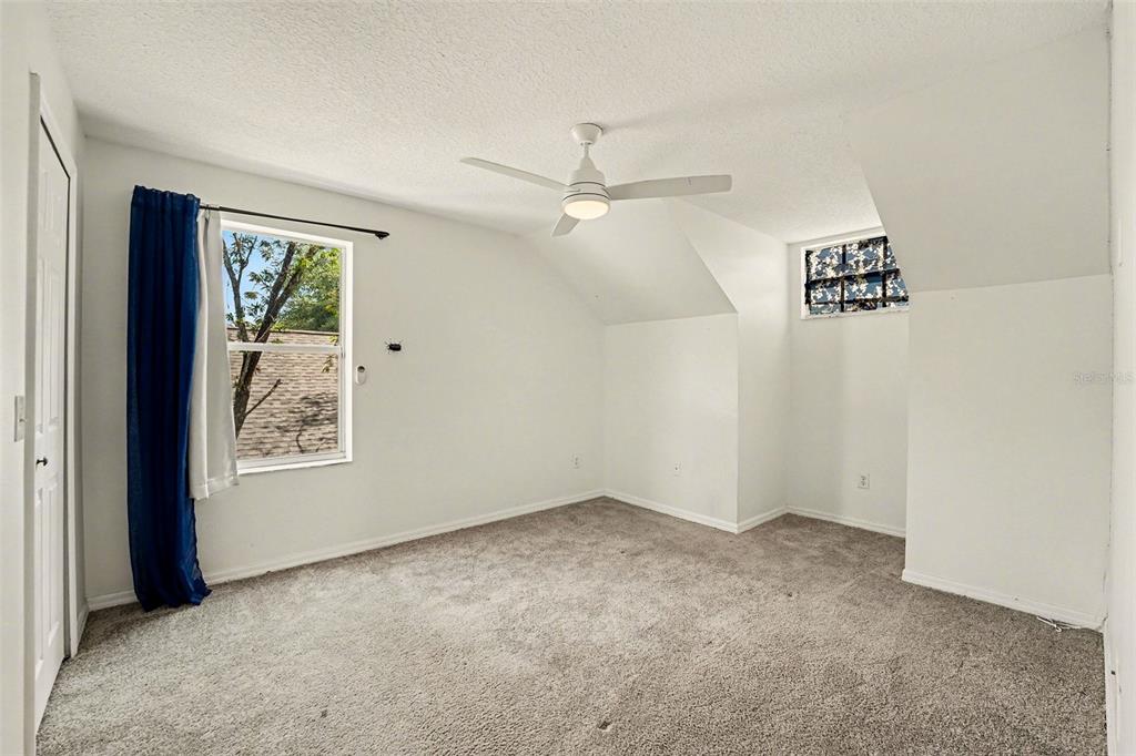 5865 Meadowpark Place Lithia, FL 33547 - Photo 20 of 27