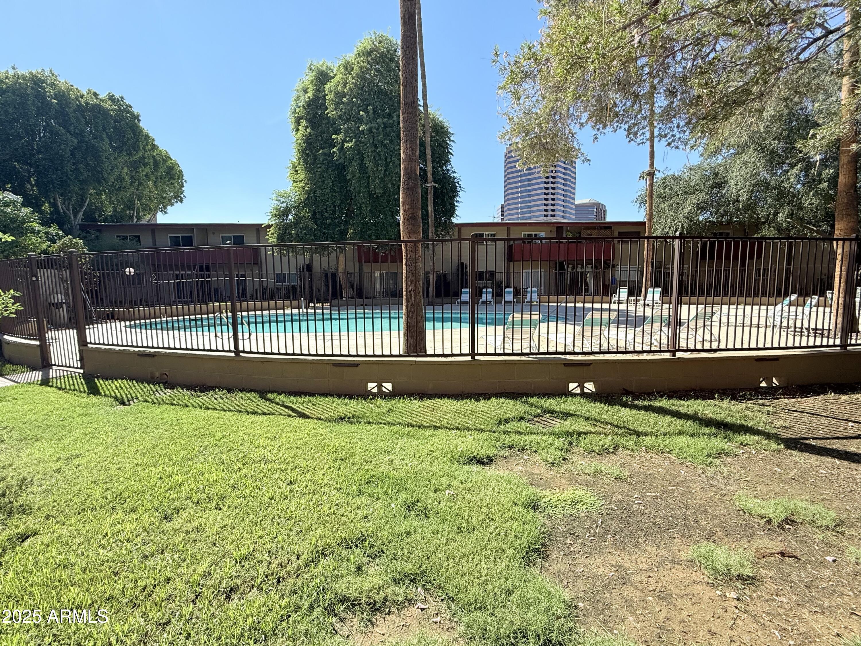 357 East Thomas Road, Unit A105 Phoenix, AZ 85012 - Photo 43 of 51 IMG_2390