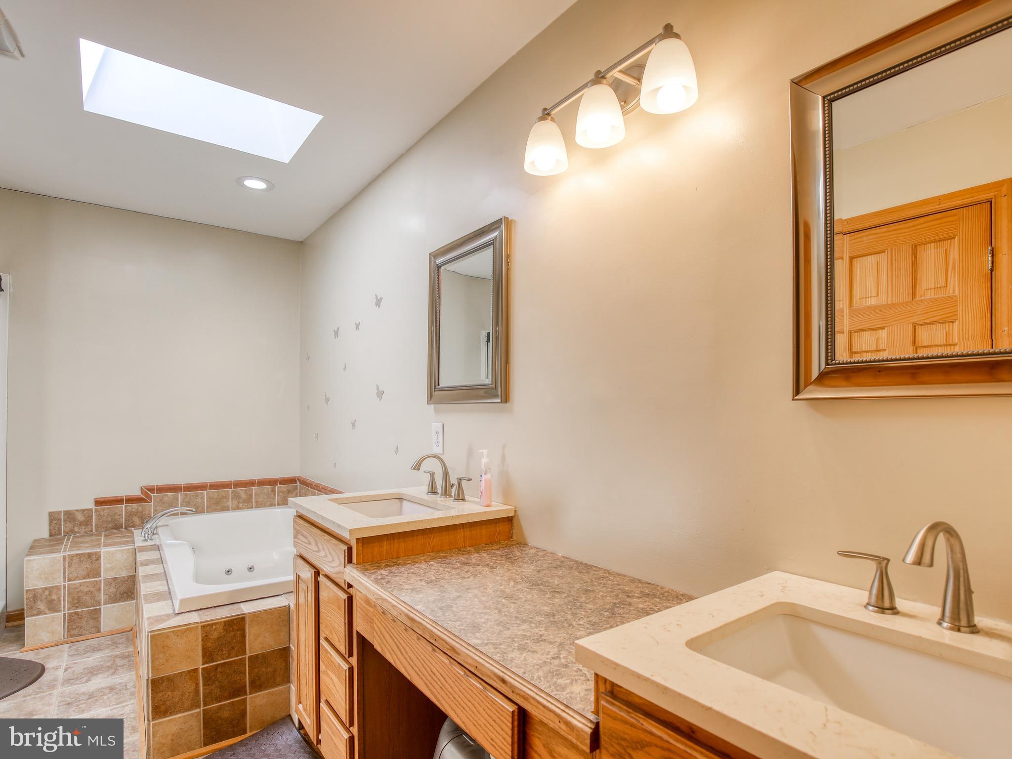 156 Loop Road Gerrardstown, WV 25420 - Photo 21 of 46 Gallery Image 21