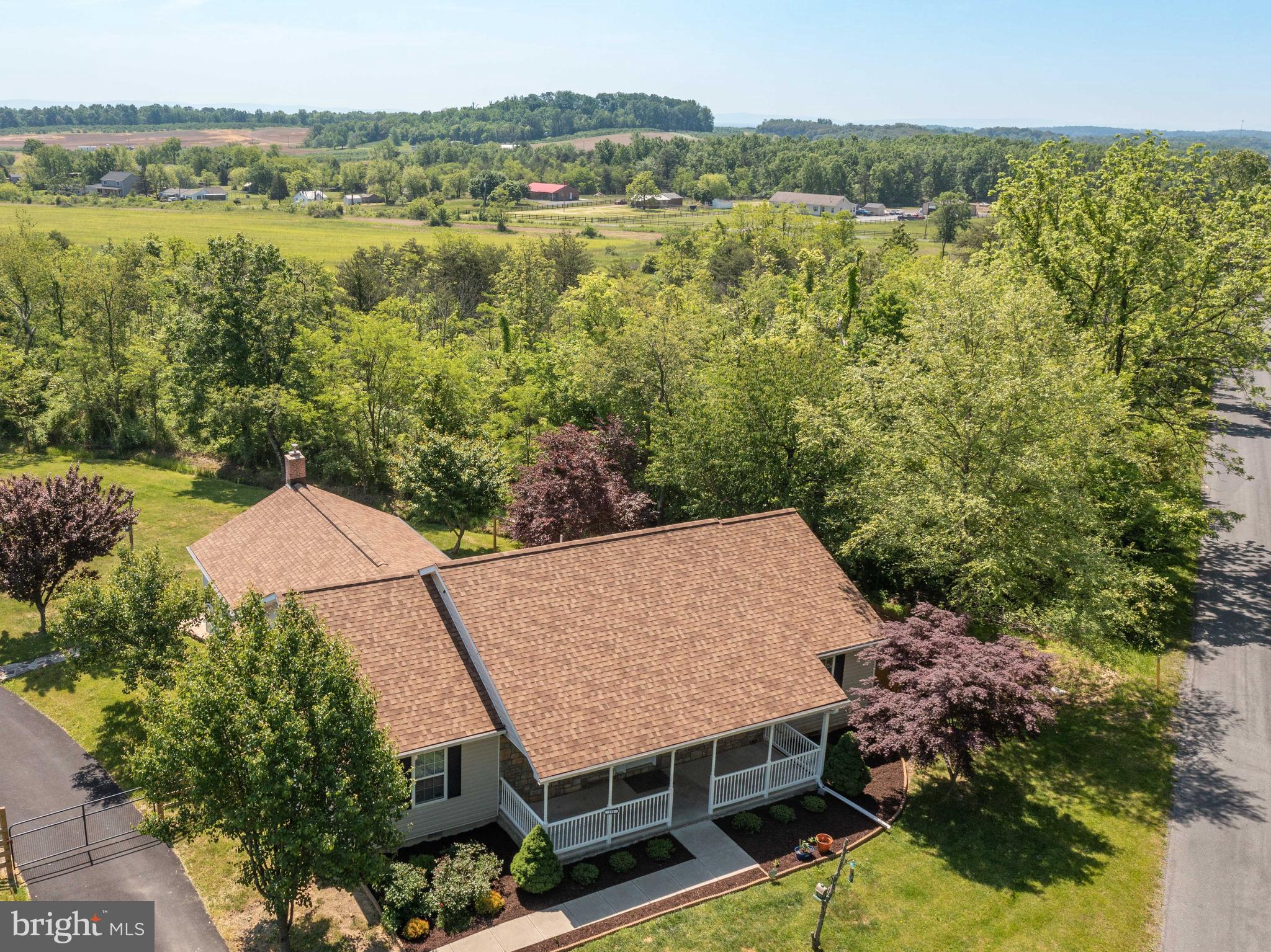 156 Loop Road Gerrardstown, WV 25420 - Photo 4 of 46 Gallery Image 4