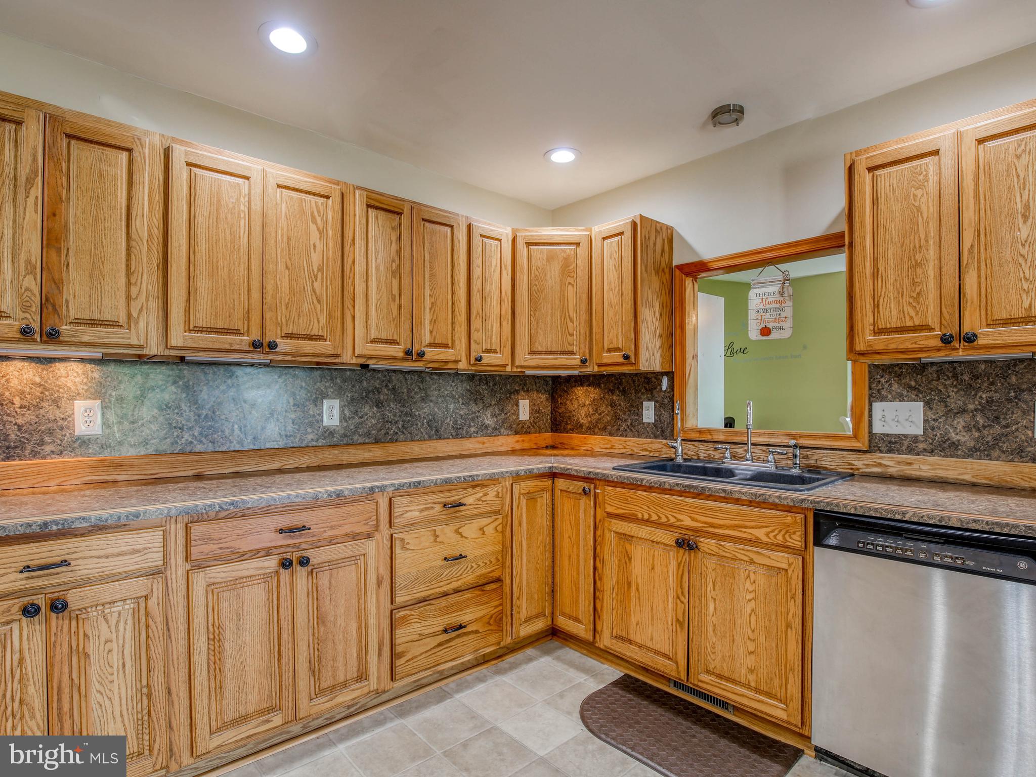 156 Loop Road Gerrardstown, WV 25420 - Photo 9 of 46 Gallery Image 9