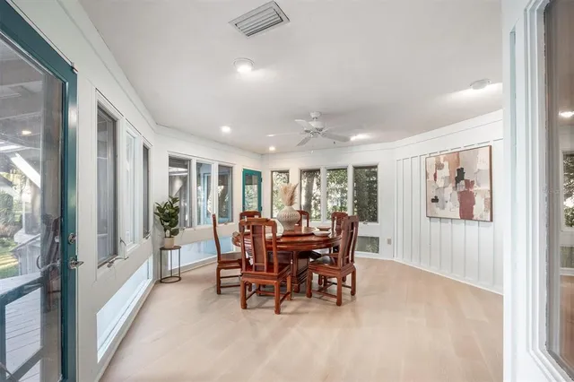 a view of an entryway with a workspace