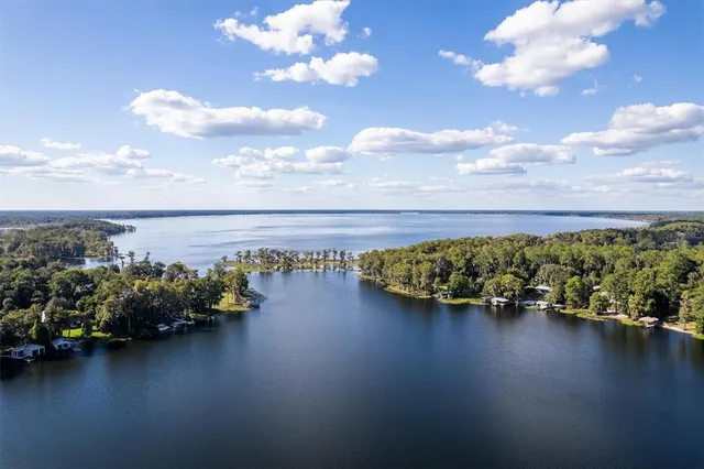 $999,000 | 25608 Devonia Street, Melrose, FL 32666