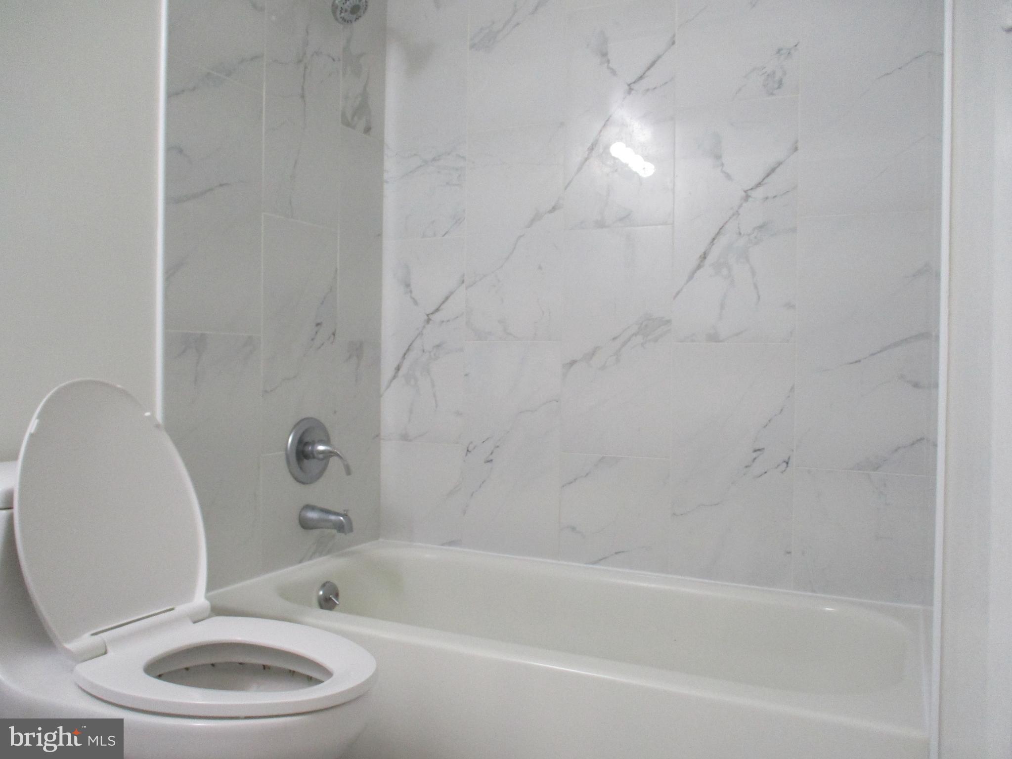 11252 Chestnut Grove Square, Unit 348 Reston, VA 20190 - Photo 18 of 25