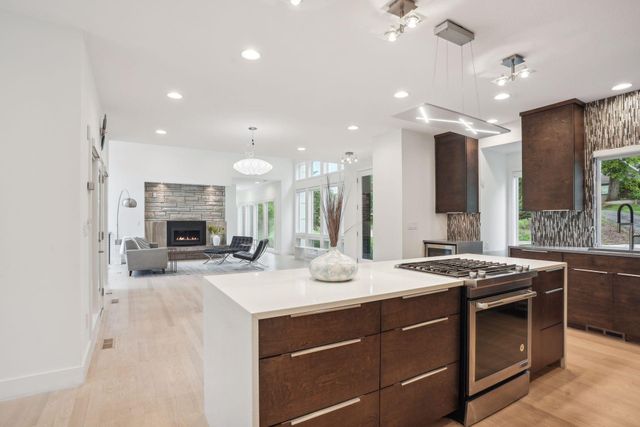 $1,299,000 | 209 Westwood Drive North, Golden Valley, MN 55422