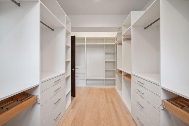 $1,299,000 | 209 Westwood Drive North, Golden Valley, MN 55422