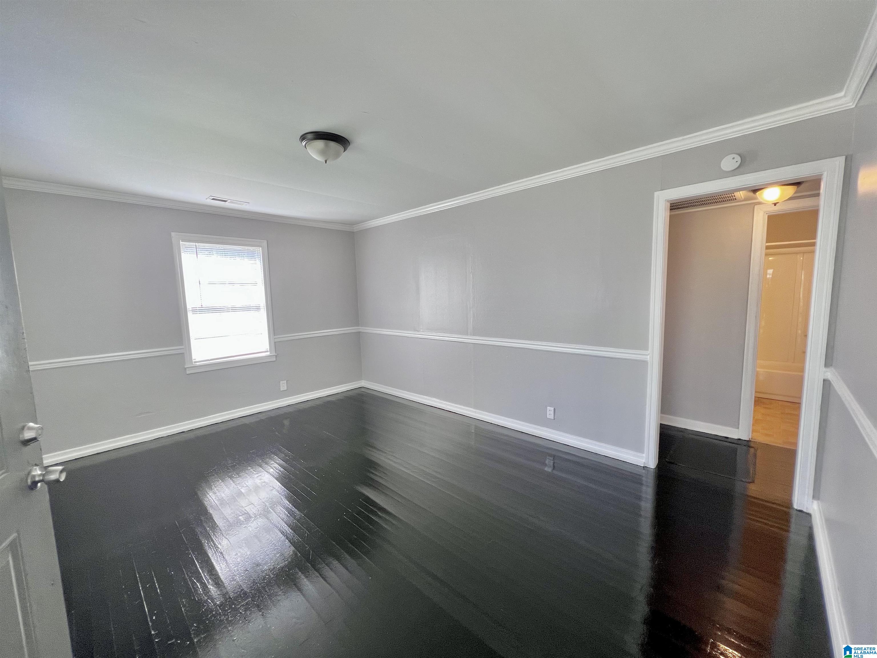 1152 14th Place Southwest Birmingham, AL 35211 - Photo 4 of 15