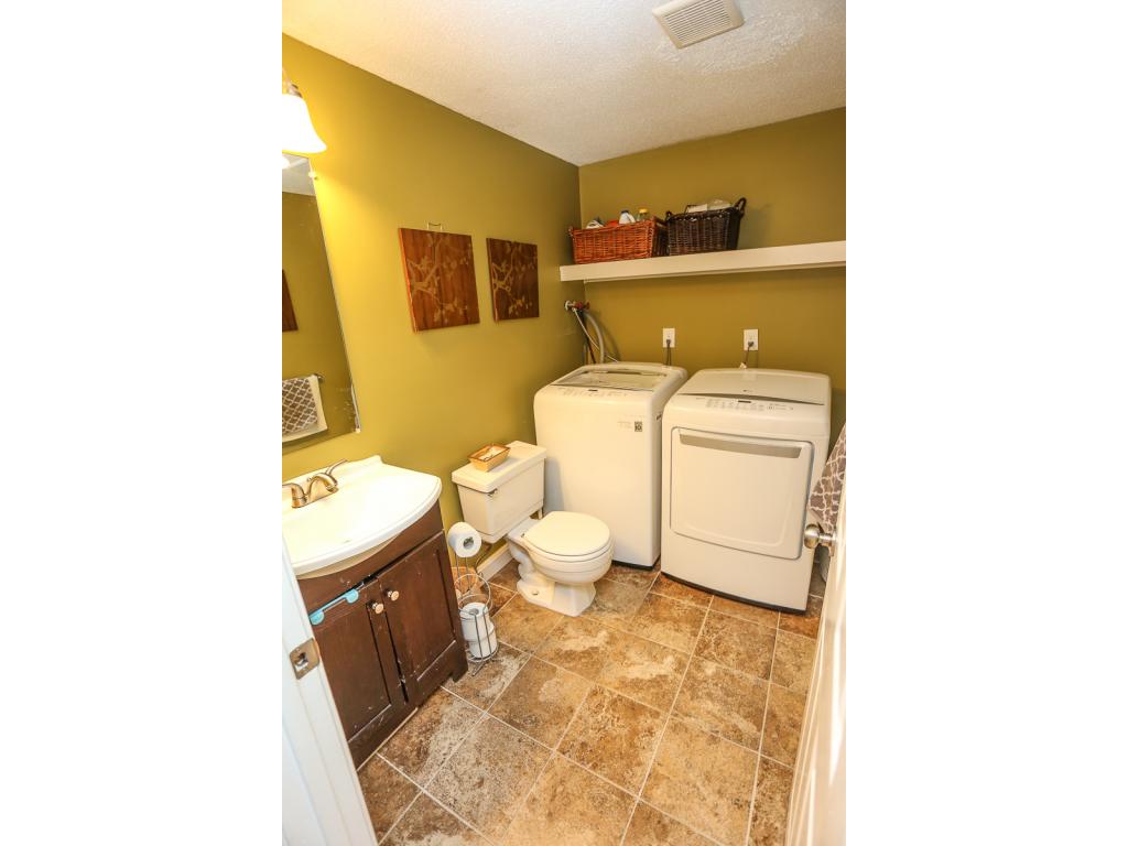 4 Gunstock, Unit 4 Merrimack, NH 03054 - Photo 21 of 29 Gallery Image 21
