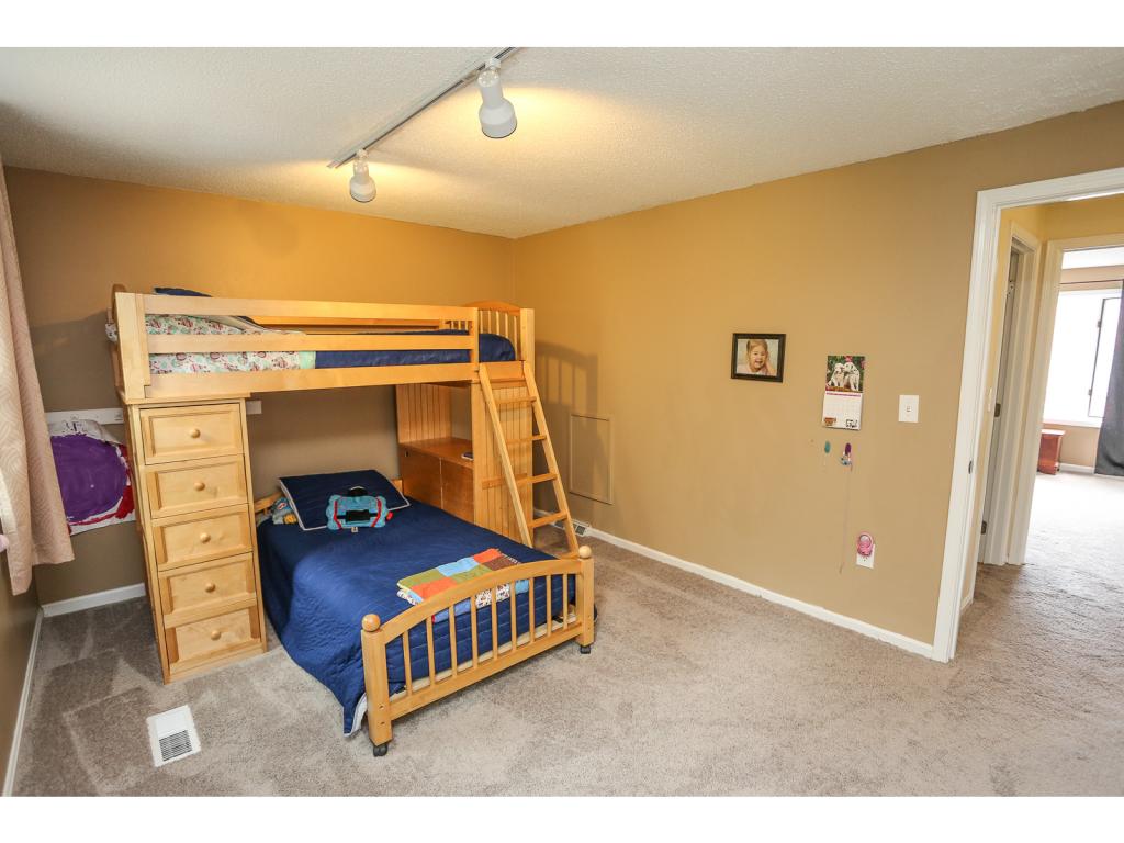 4 Gunstock, Unit 4 Merrimack, NH 03054 - Photo 27 of 29 Gallery Image 27