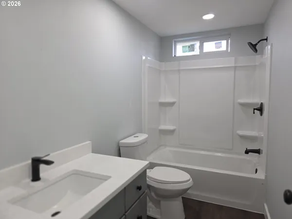 $179,000 | 13900 Southeast Highway 212, Unit 181, Clackamas, OR 97015