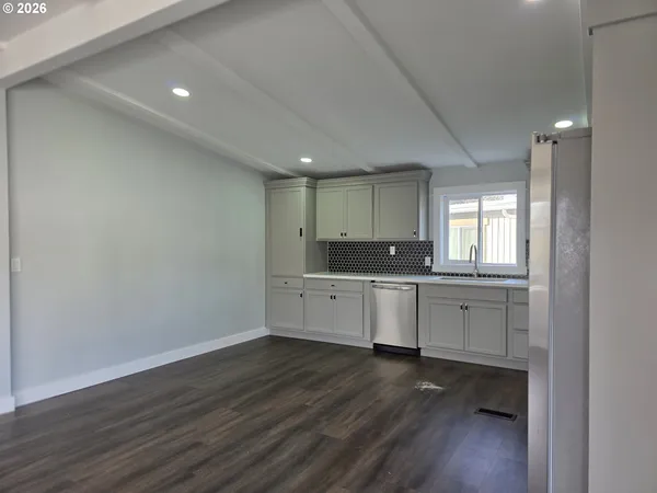$179,000 | 13900 Southeast Highway 212, Unit 181, Clackamas, OR 97015