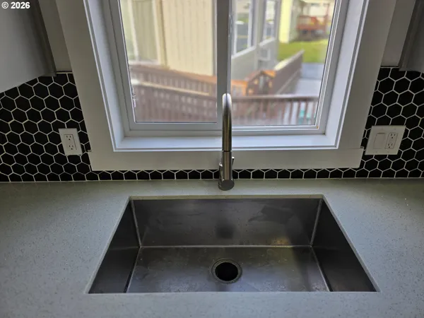 $179,000 | 13900 Southeast Highway 212, Unit 181, Clackamas, OR 97015