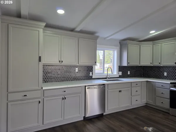 $179,000 | 13900 Southeast Highway 212, Unit 181, Clackamas, OR 97015