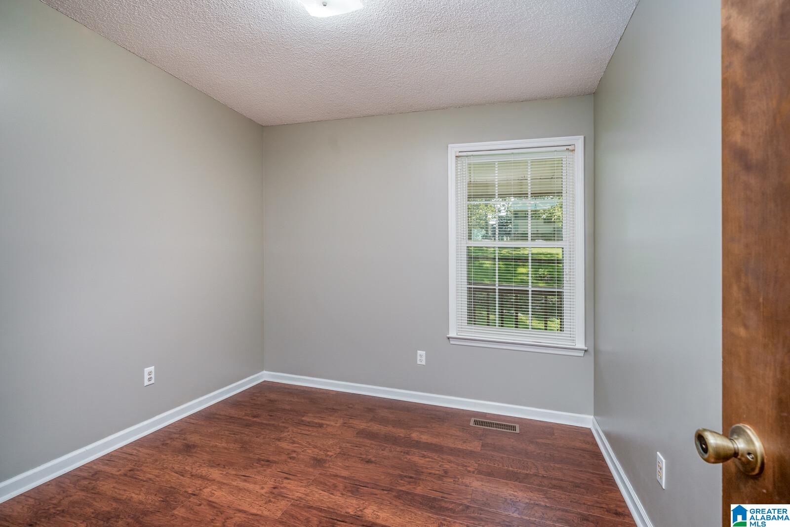 2136 Morton Road Warrior, AL 35180 - Photo 23 of 34
