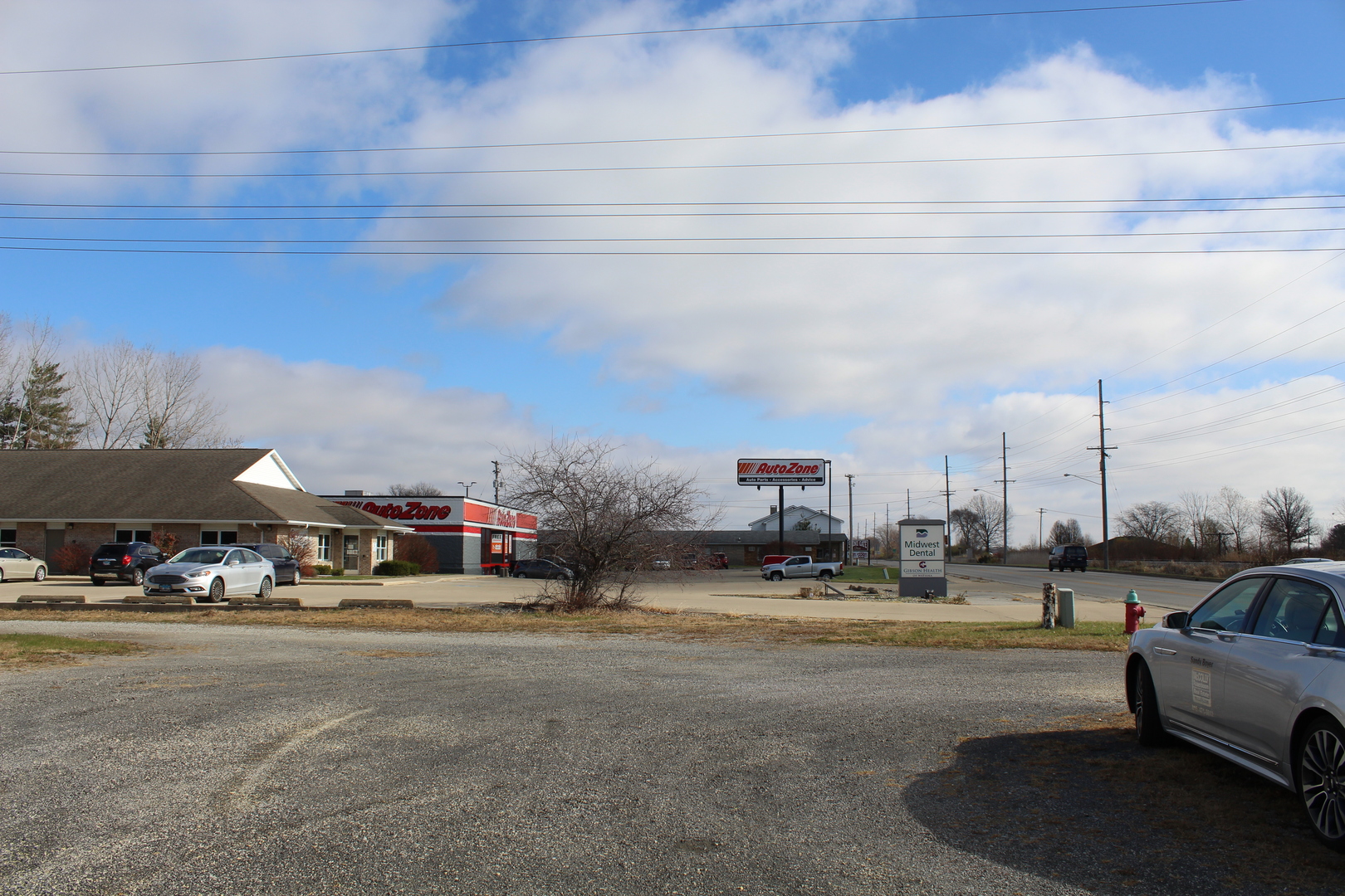 804 East Walnut Street Watseka, IL 60970 - Photo 19 of 23 a view of street with cars