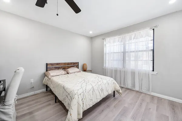 $1,980 | 4356 A Phlox Street, Houston, TX 77051