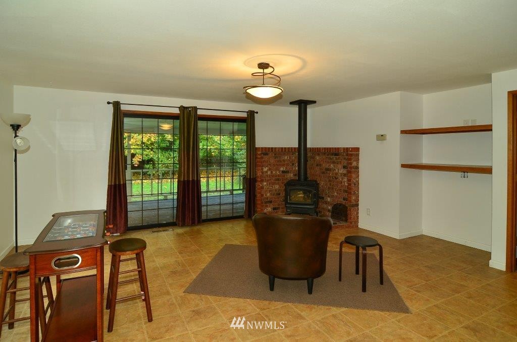 9121 Littlerock Road Southwest Olympia, WA 98512 - Photo 11 of 23 Gallery Image 11