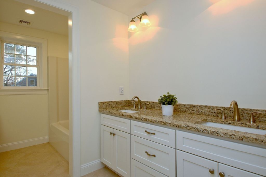 48 Edgewood Road Wayland, MA 01778 - Photo 21 of 27 Gallery Image 21