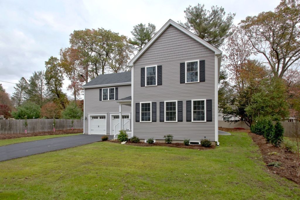48 Edgewood Road Wayland, MA 01778 - Photo 3 of 27 Gallery Image 3