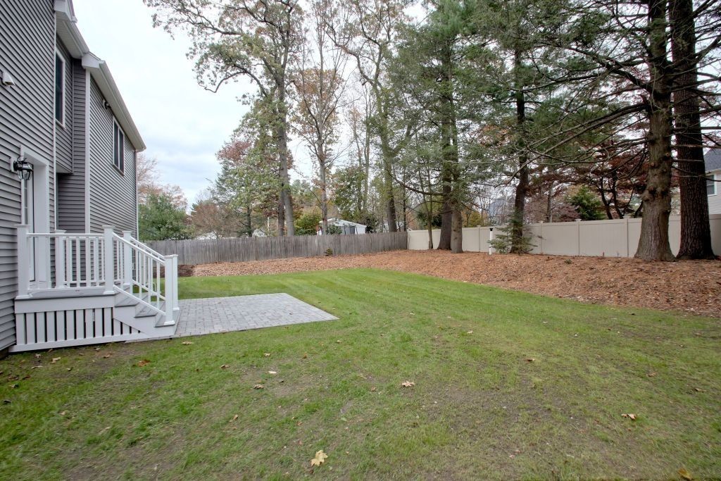 48 Edgewood Road Wayland, MA 01778 - Photo 4 of 27 Gallery Image 4