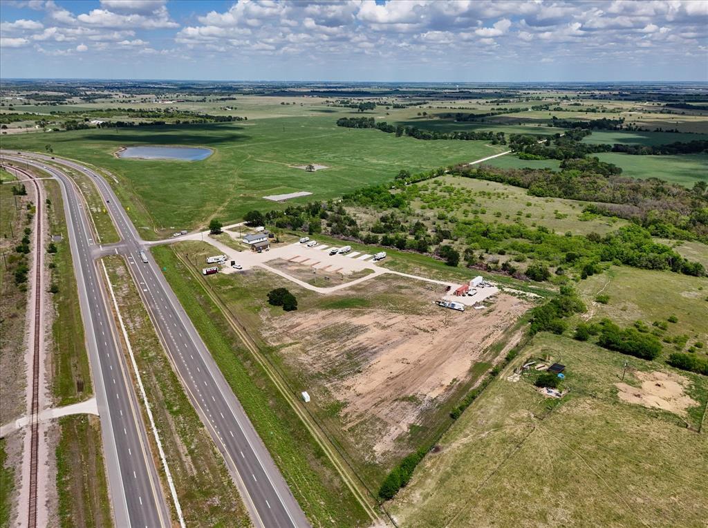 114 County Road 119 Riesel, TX 76682 - Photo 4 of 33
