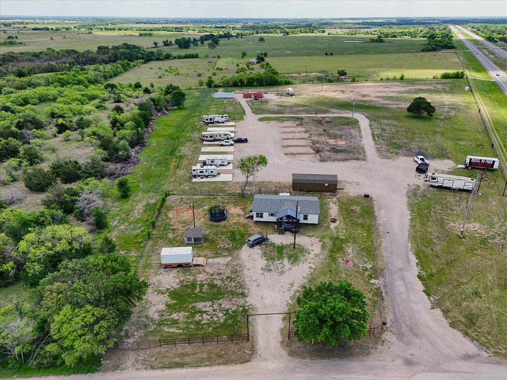 114 County Road 119 Riesel, TX 76682 - Photo 5 of 33