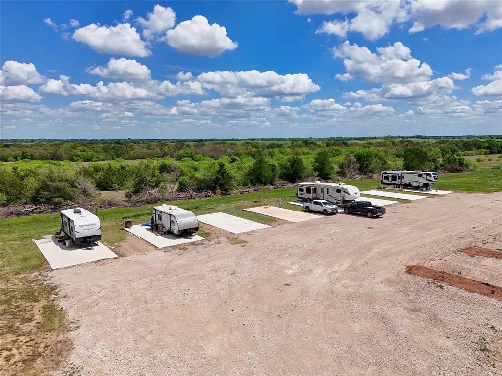 114 County Road 119 Riesel, TX 76682 - Photo 8 of 33