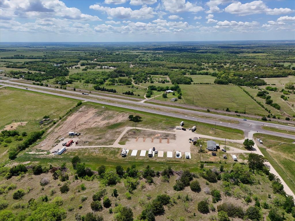 114 County Road 119 Riesel, TX 76682 - Photo 10 of 33