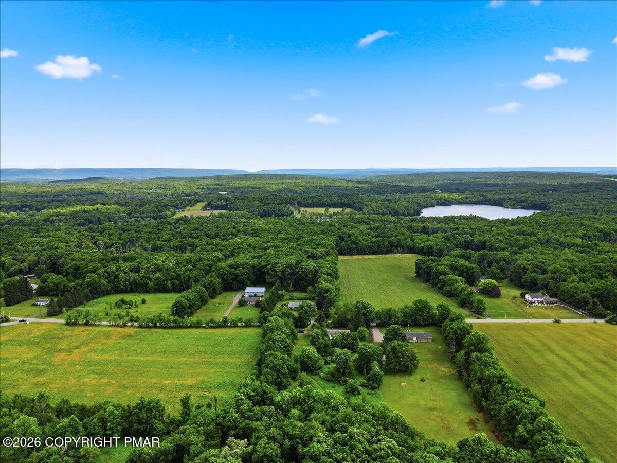 2631 Mountain Road Stroudsburg, PA 18360 - Photo 36 of 41 27-Photo-26