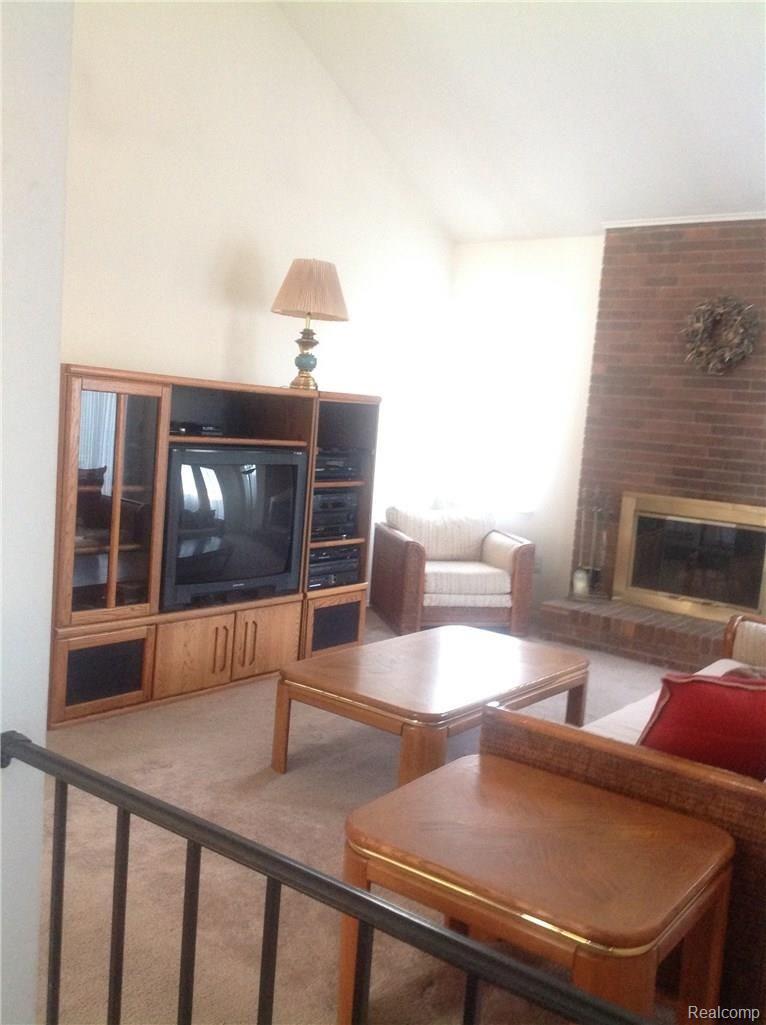 45550 Hanford Road Canton, MI 48187 - Photo 5 of 10 han 6.jpg