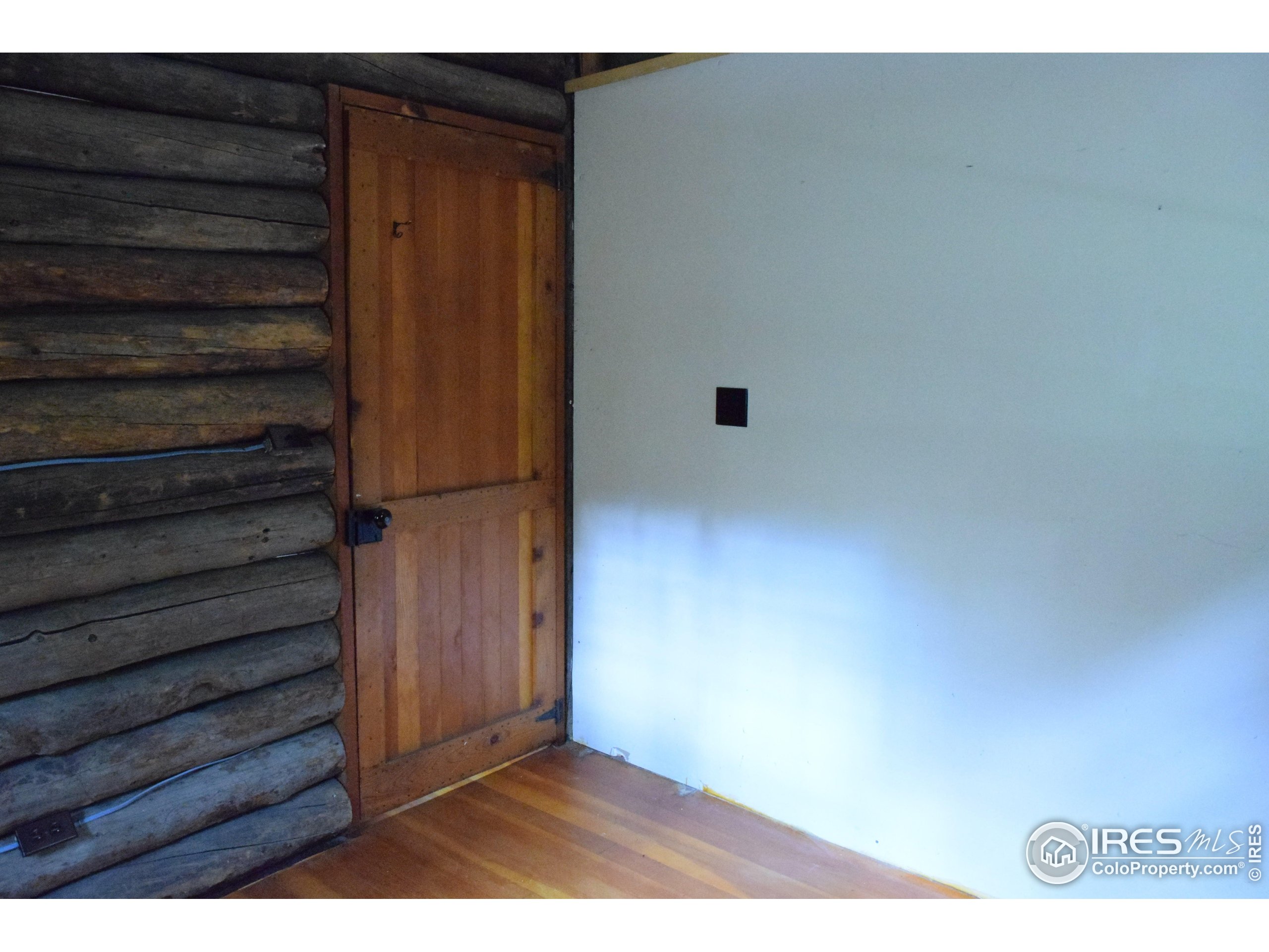 223 Riverside Drive Lyons, CO 80540 - Photo 15 of 32