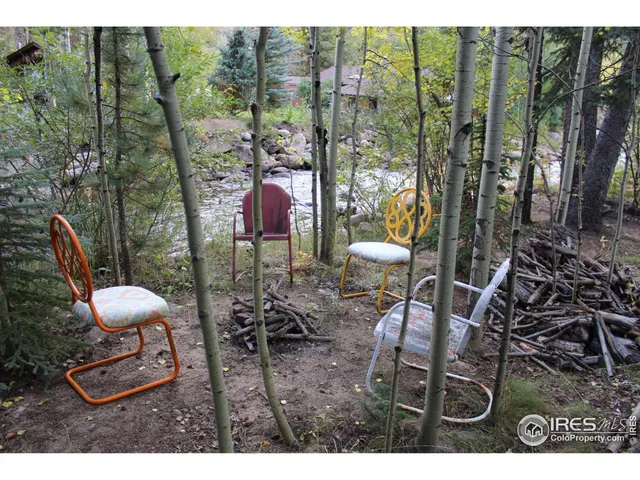 $275,000 | 223 Riverside Drive, Lyons, CO 80540