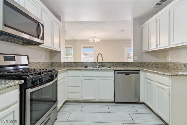 $410,000 | 8653 Freeport Lane, Las Vegas, NV 89117