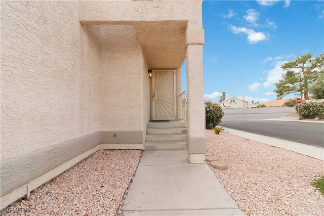 $410,000 | 8653 Freeport Lane, Las Vegas, NV 89117