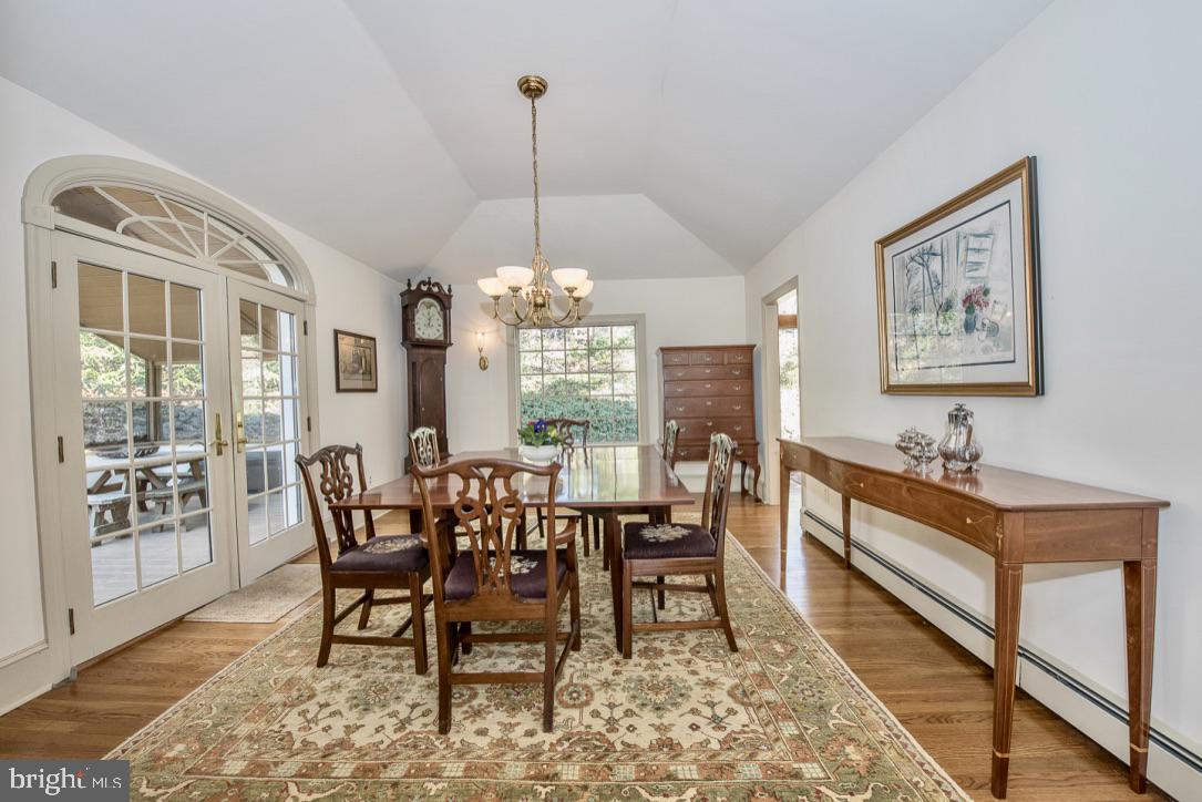 338 Greene Road Berwyn, PA 19312 - Photo 11 of 45 Dining Room with tray ceiling