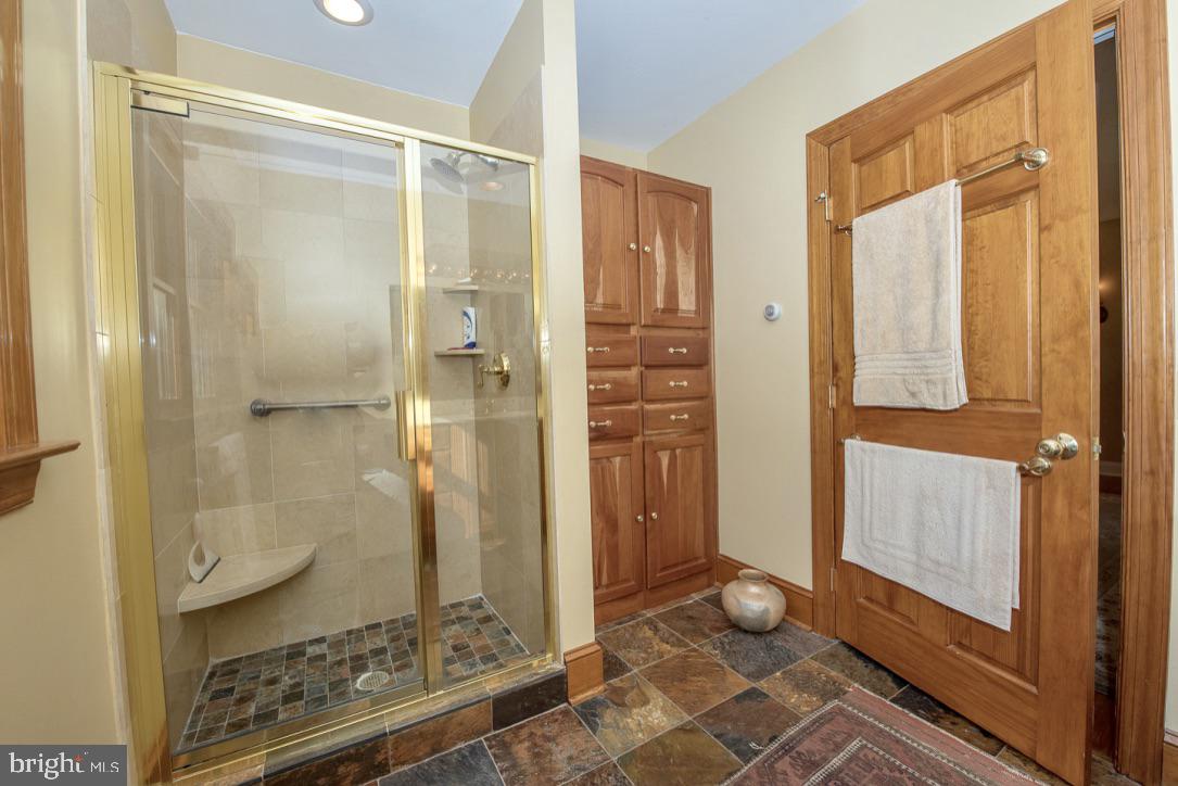 338 Greene Road Berwyn, PA 19312 - Photo 21 of 45 Master Bath detail