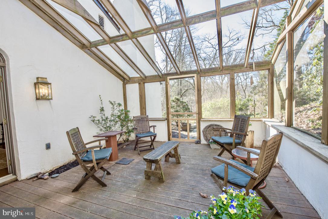 338 Greene Road Berwyn, PA 19312 - Photo 27 of 45 Warm weather living on screened porch