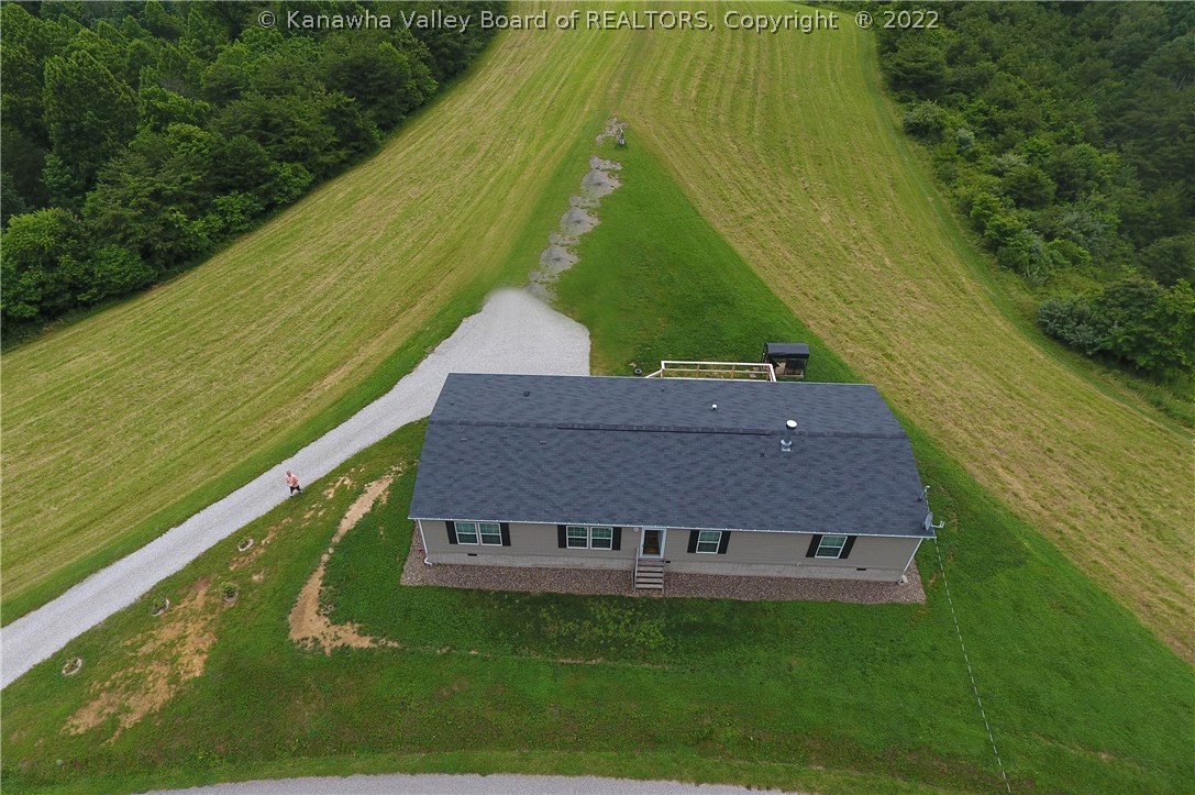 5013 Fisher Ridge Road Liberty, WV 25124 - Photo 5 of 47 Gallery Image 5
