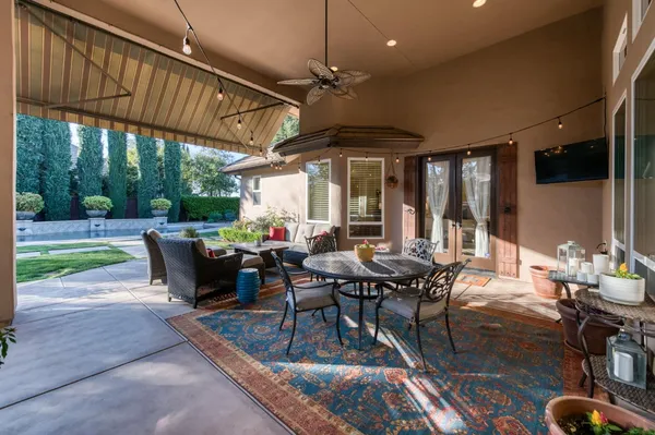 $1,495,000 | 3350 East Via Montiano Avenue, Clovis, CA 93619