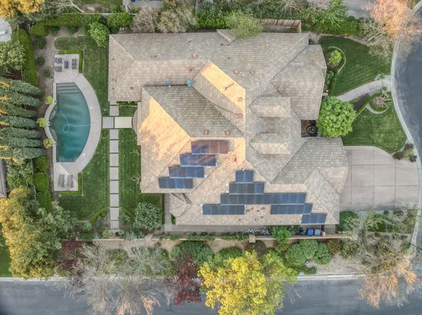 $1,495,000 | 3350 East Via Montiano Avenue, Clovis, CA 93619